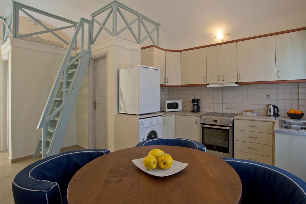 Santorini Med Homes - Sunday Apartment Mesaria Exteriér fotografie
