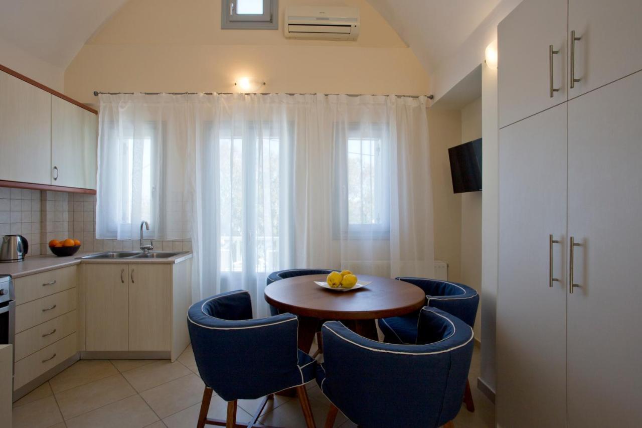Santorini Med Homes - Sunday Apartment Mesaria Exteriér fotografie
