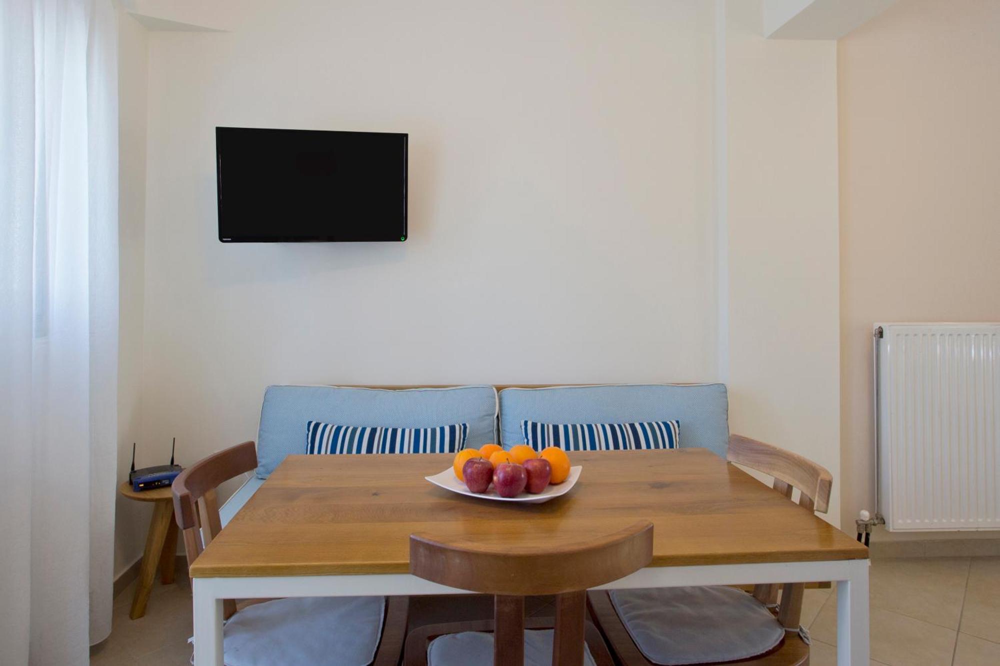 Santorini Med Homes - Sunday Apartment Mesaria Exteriér fotografie